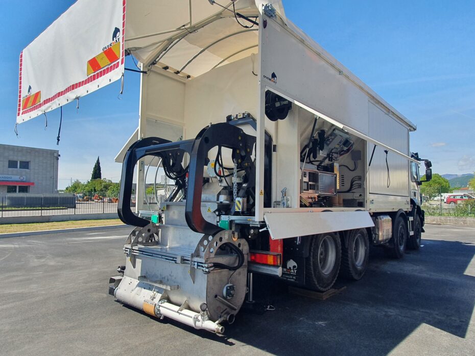 OVERMAT SCREED MACHINES